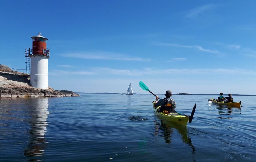 Stockholm: Full-Day Archipelago Kayaking Adventure - Walking to the best viewpoints