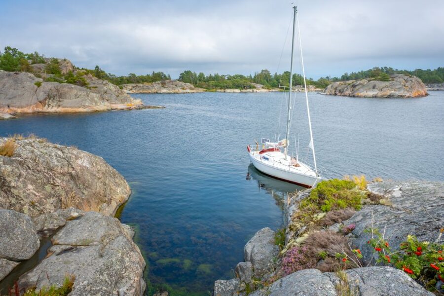 Stockholm: Full Day Archipelago Sailing Tour with Lunch - The Stockholm Archipelago from the water