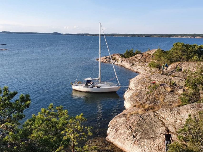 Stockholm: Full Day Archipelago Sailing Tour with Lunch - Learning to sail on a Scampi 30 or Compis 28