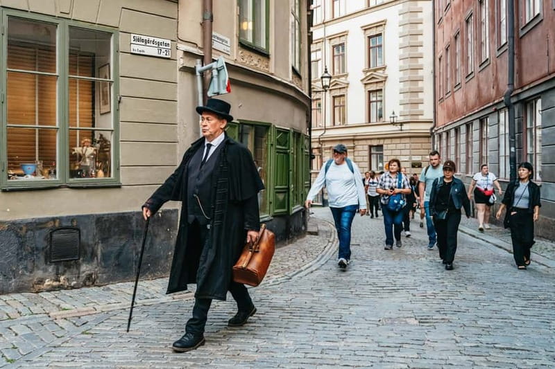 Stockholm: Ghost Walk and Historical Tour - The hidden routes are part of the experience