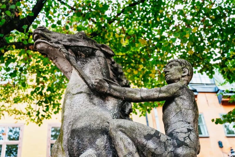 Stockholm: Ghost Walk and Historical Tour - Practical tips for getting the most from the evening