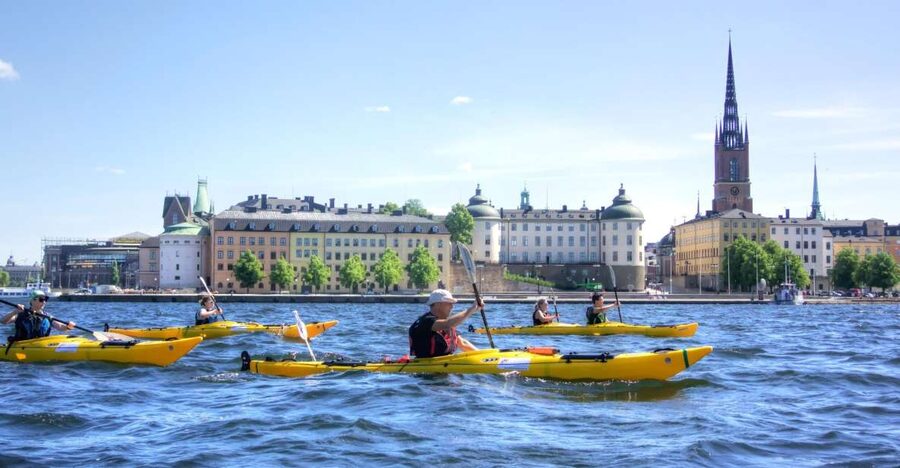 Stockholm: Guided Kayak City Tour & Optional Midsummer Meal - The route: canals, harbor views, and City Hall