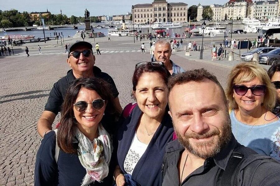 Stockholm: Must-See Attractions Walking Tour with a Guide - The Royal Swedish Opera brings the walk to culture