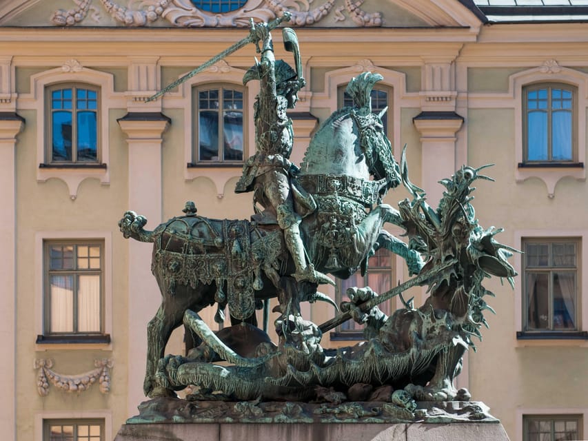 Stockholm Must See: City Hall, Gamla Stan and Vasa Museum - Should you book it?