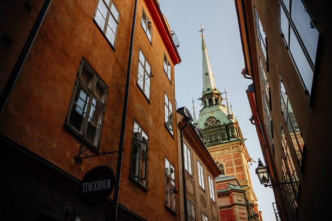 Stockholm must see: City Hall, Gamla Stan and Vasa Museum - Walking through Gamla Stan from 10:45 to noon