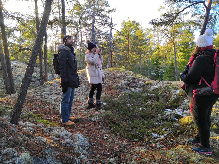 Stockholm: Nature Hike with Campfire Lunch - Clothing and footwear can make or break the day