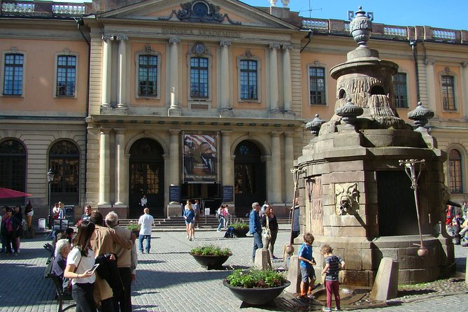 Stockholm Old Town and the Vasa Museum, a Small Group Walking Tour. - Järnpojken and Stortorget