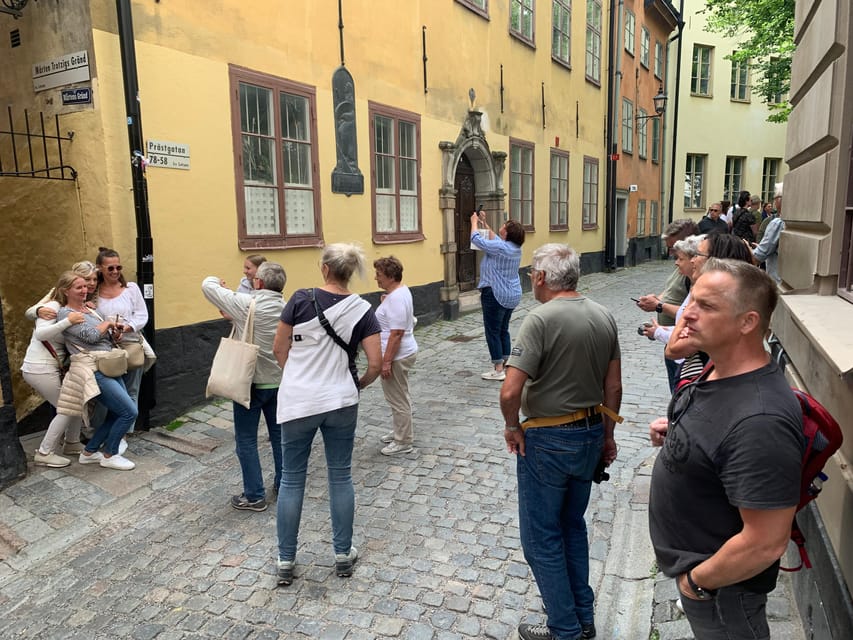 Stockholm: Old Town Guided Walking Tour (English / Deutsch) - German Church and the Streets of Old Social Divisions