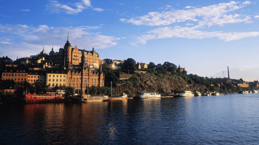 Stockholm: Old Town Walking Tour, stories and secrets - Mårten Trotzigs Gränd and Västerlånggatan