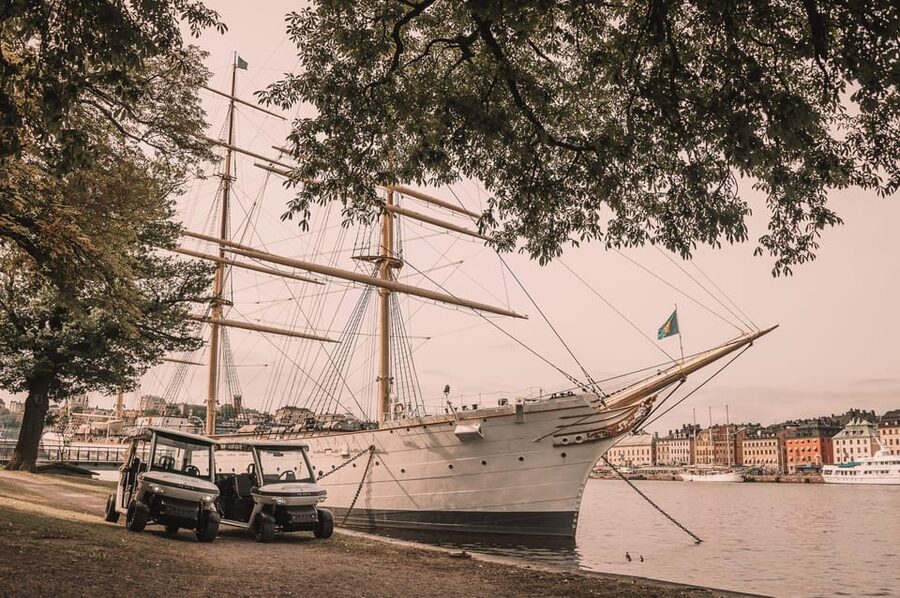 Stockholm Private Golf Cart Tours - Södermalm viewpoints and the best photographs