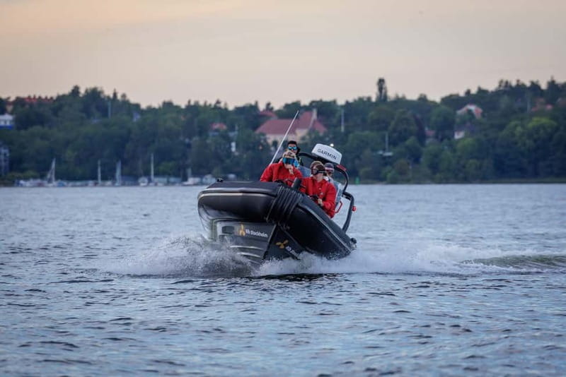 Stockholm: RIB Speed boat tour incl. island visit - Two hours to make Grinda your own