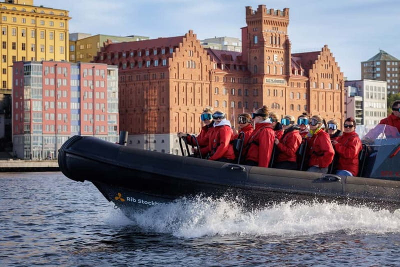 Stockholm: RIB Speed boat tour incl. island visit - Passing Vaxholm and the first island views