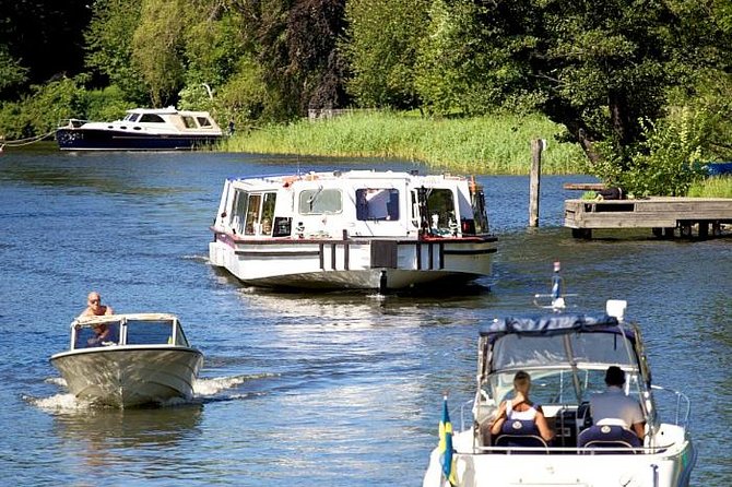Stockholm: Royal Djurgården Boat Tour - Starting at Strömkajen in central Stockholm