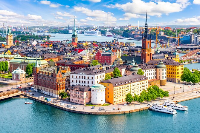 Stockholm Royal Palace Museums Gamla Stan Skip-the-line Tour - How the private format changes the experience