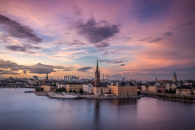 Stockholm's Festive Sights And Christmas Lights - Christmas markets, gifts, and a warm drink