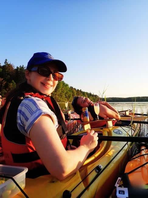 Stockholm: Sunset Archipelago Kayaking & Toast on the Water - Why a sunset kayak is better than a standard afternoon paddle