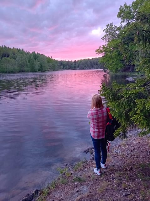 Stockholm: Sunset Hike in Tyresta National Park with Meal - Who will enjoy the Tyresta evening best