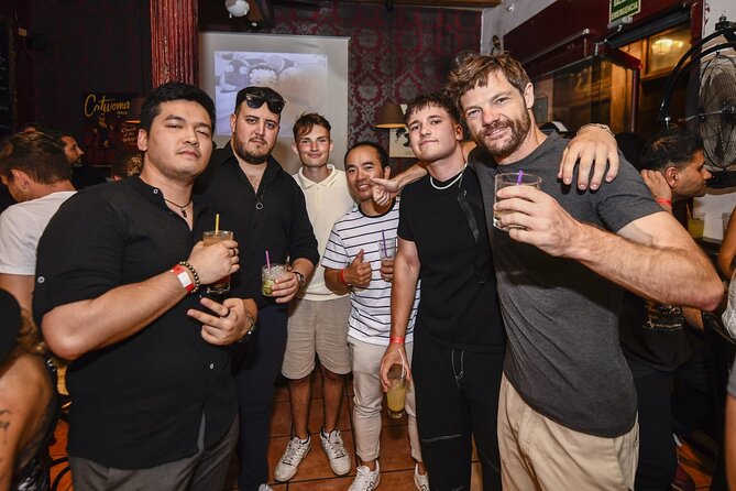 Stockholm: The Original Pub Crawl with Shots + VIP Club Access - Dress code and practical comfort