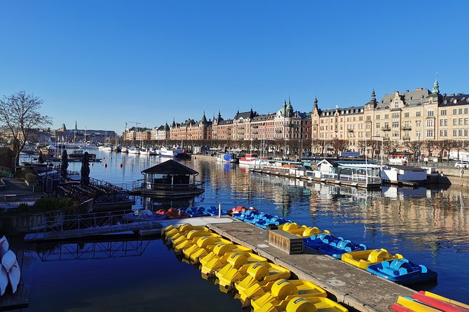 Stockholm Top attractions all-inclusive Gran Tour Winter Edition - Stortorget and the oldest part of Gamla Stan