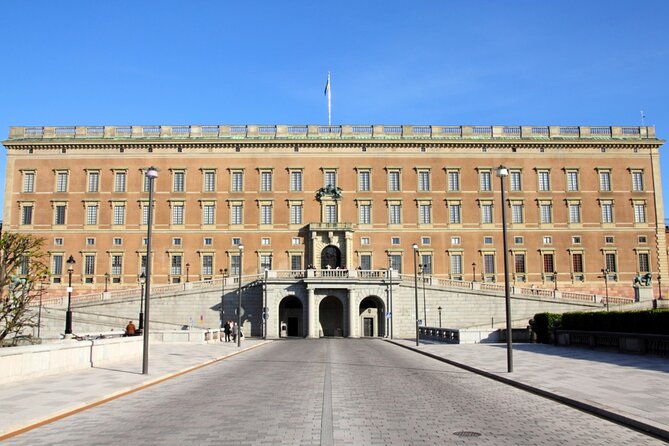 Stockholm Troll Hunt: Self-Guided Old Town Adventure - The Baroque palace and royal power