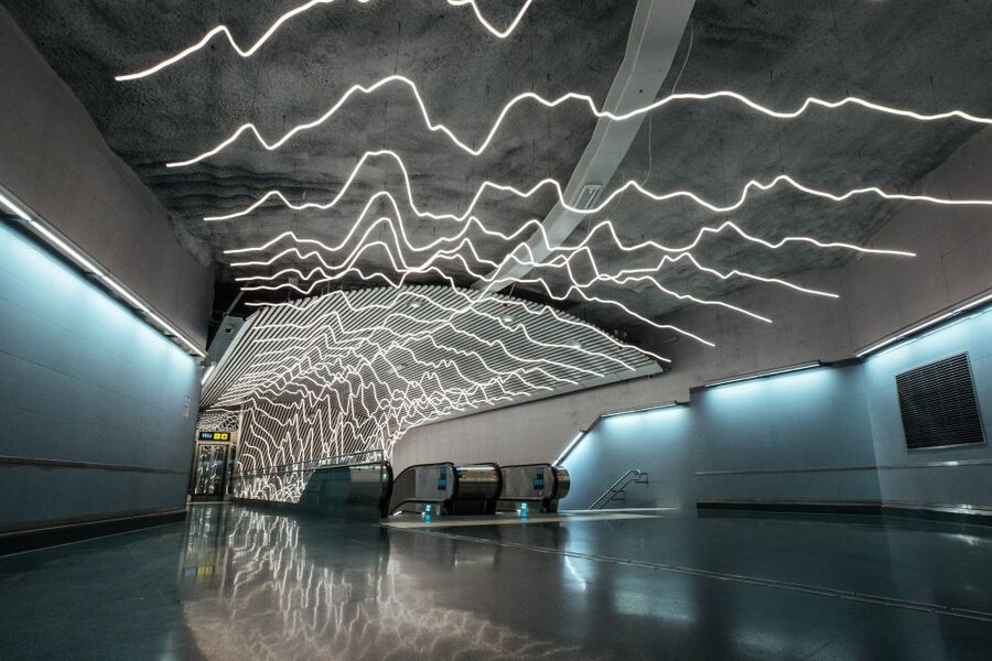 Stockholm: Underground Metro Art Ride with a Local Guide - Following Swedish art from the 1950s onward