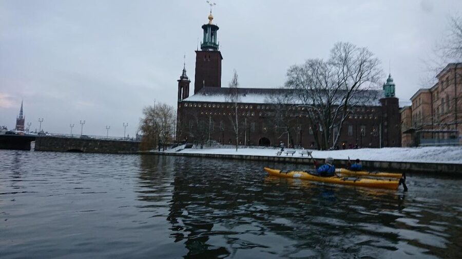 Stockholm: Winter City Kayaking Tour - Seeing Gamla Stan from the water