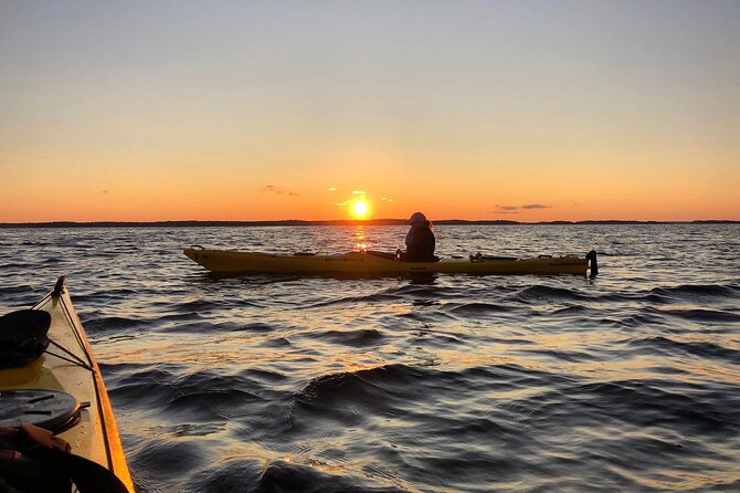 Sunset Kayak Tour in the Stockholm Archipelago + Swedish Fika - Why a sunset paddle fits Stockholm so well