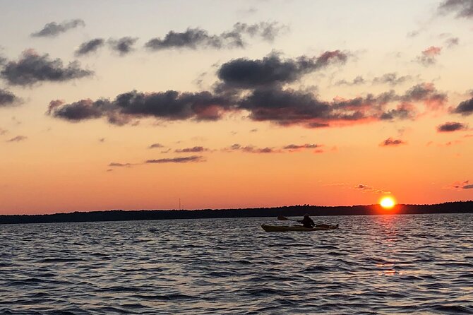 Sunset Kayak Tour in the Stockholm Archipelago + Swedish Fika - Getting comfortable in the kayak