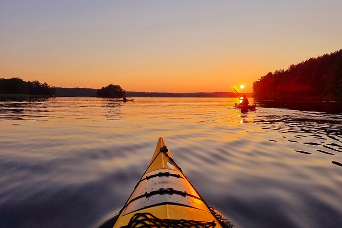 Sunset kayak tour with fika on Stockholms lakeside - Booking, cancellation, and practical planning