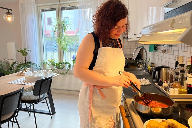 Traditional Persian Cooking Class in Stockholm with a Local - From pomegranate and walnuts to tahdig