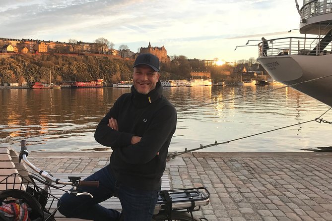 Unique walking tour Stockholm - Skeppsholmen, Riddarholmen, and the royal finish