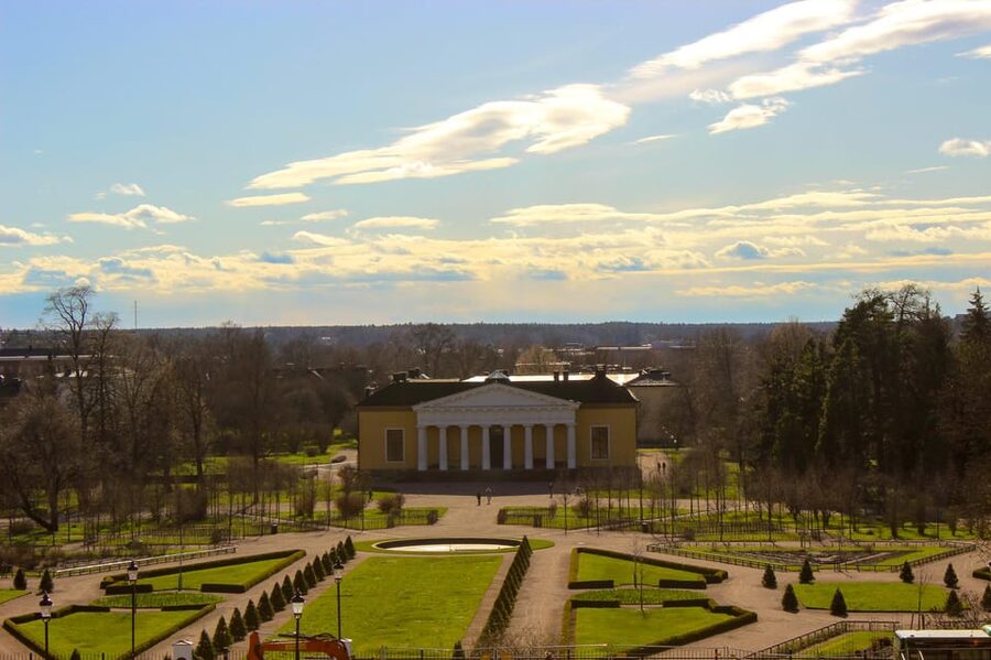 Uppsala: City Highlights and Hidden Gems Walking Tour - What the private format changes