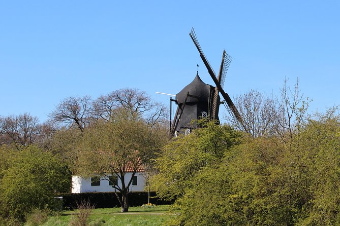 Walk Malmö with an audio guide - Folkets Park shows a more everyday Malmö