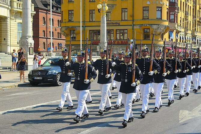 Walking Tour of Stockholm's City Center - Parliament and Gustav II Adolf’s square