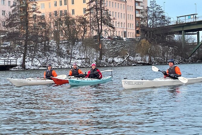 Winter Kayak Tour in Stockholm City (Dry Suit Kayaking) - What to wear under the dry suit