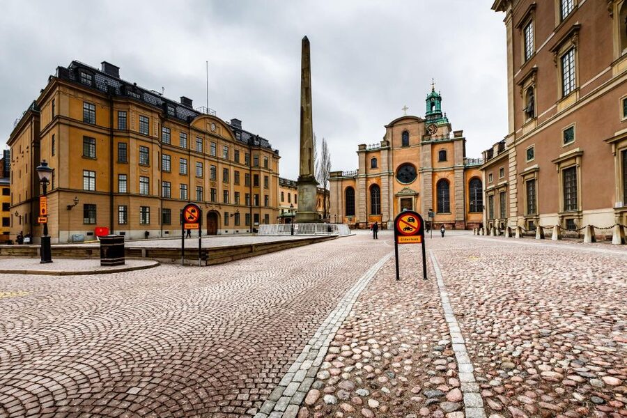 World War II Stockholm Old Town Walking Tour and Army Museum - Who will get the most from this tour?